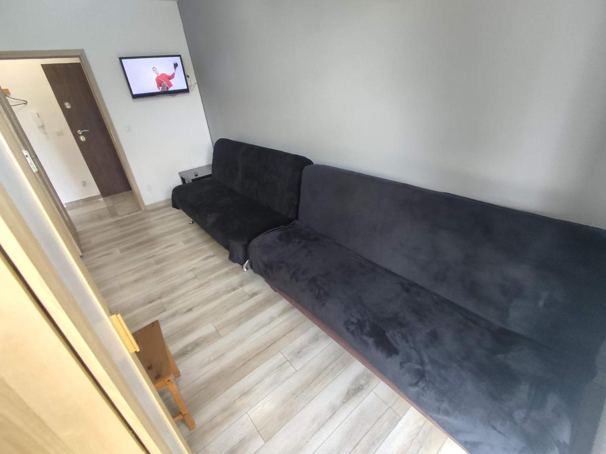 1110 Smialego 39 - Tanie Pokoje W Apartamencie - Samodzielne Zameldowanie - Self Check In Posen Exterior foto