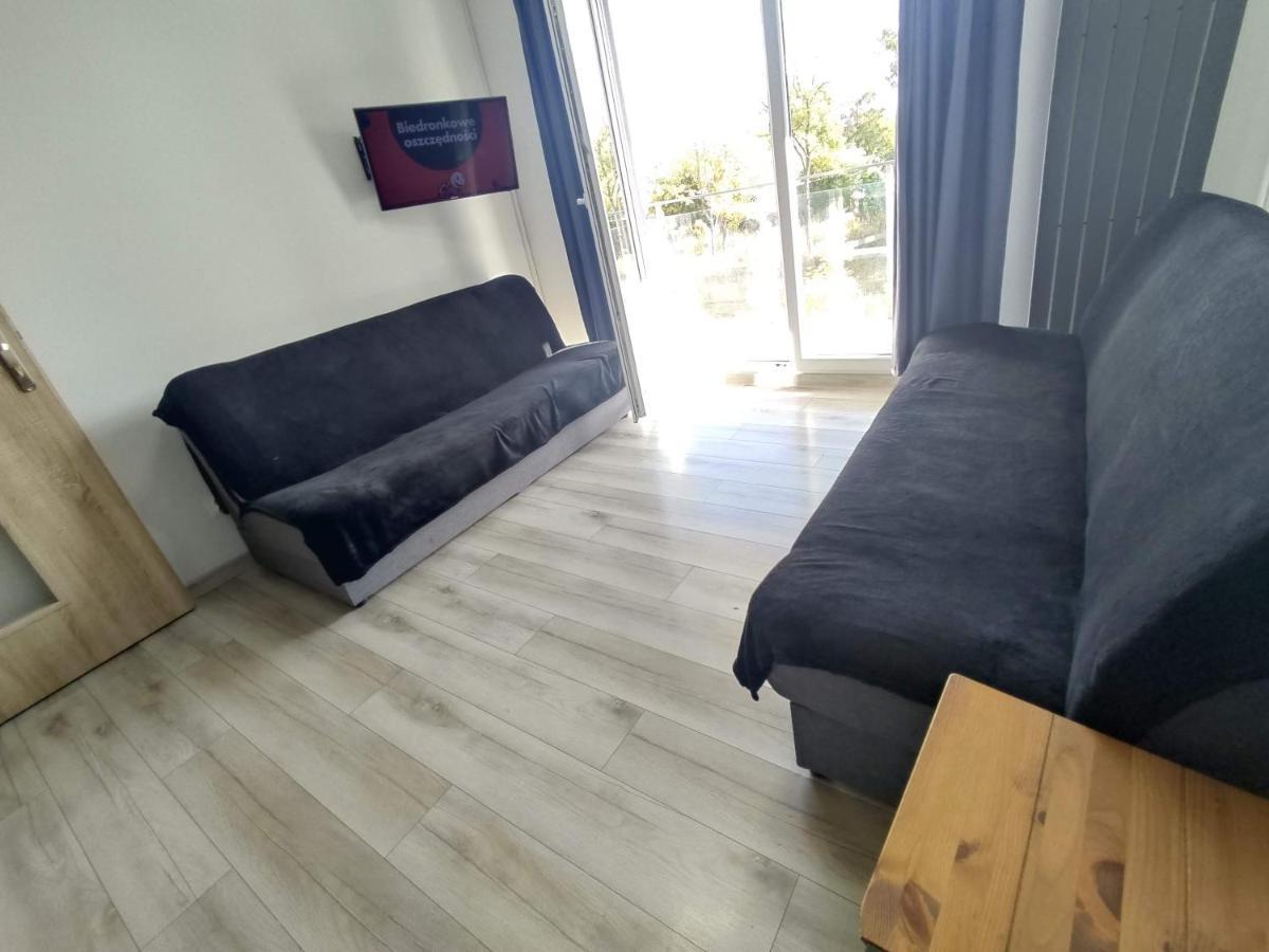 1110 Smialego 39 - Tanie Pokoje W Apartamencie - Samodzielne Zameldowanie - Self Check In Posen Exterior foto